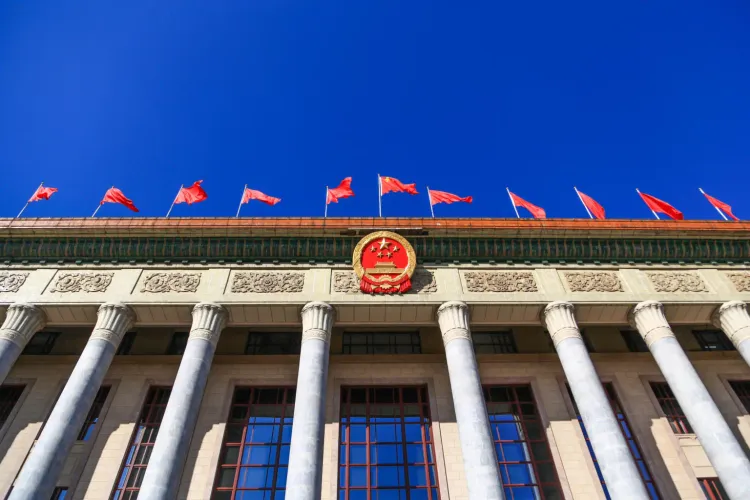 China deja Windows por Linux: la razón no es el precio